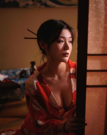学生眼中的女老师在线_高清迅雷电影在线