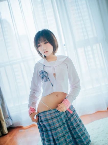 漂亮的女老师电影_720高清完整版播放